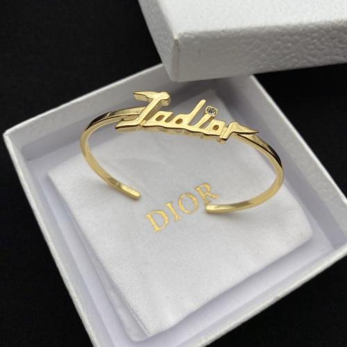 DIB37  Classic ladies bracelet