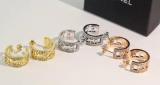 CHE112  Fragrant Fragrant Diamond Hollow Semicircle Logo Earrings