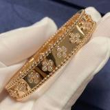 VAB30 Fashionable high quality four leaf flower bracelet gold plated