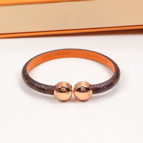 LVB59  Round three-dimensional buckle, belt titanium steel bracelet for lovers
