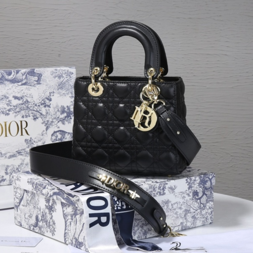 GDP4  Classic Women's Shoulder Bag Handbag Casual Bag 20-17-9CM