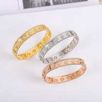 VAB30 Fashionable high quality four leaf flower bracelet gold plated