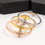 VAB33  Lovers European and American three-dimensional diamond four-leaf flower titanium steel bracelet
