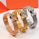HB6  Exquisite stainless steel gold-plated jewelry H bracelet