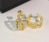 CHE112  Fragrant Fragrant Diamond Hollow Semicircle Logo Earrings