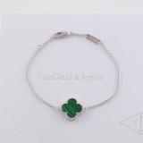 VAB1 4 Clover Bracelet single flower steel bracelet
