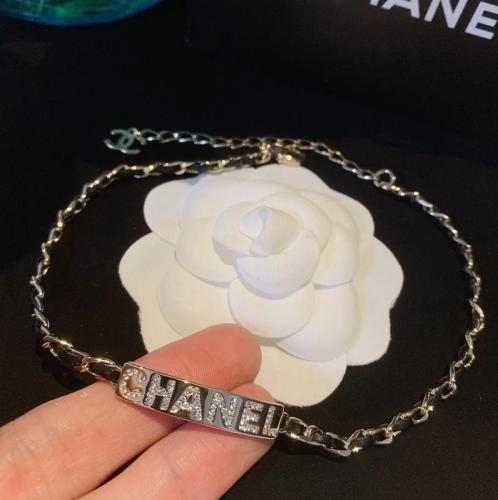 CHN39  C letter leather necklace, same material, high quality