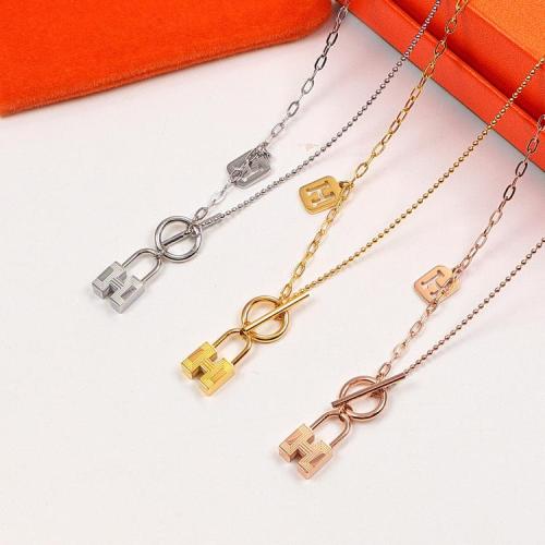 HN10  Classic European and American fashion titanium steel letter three-dimensional lock necklace