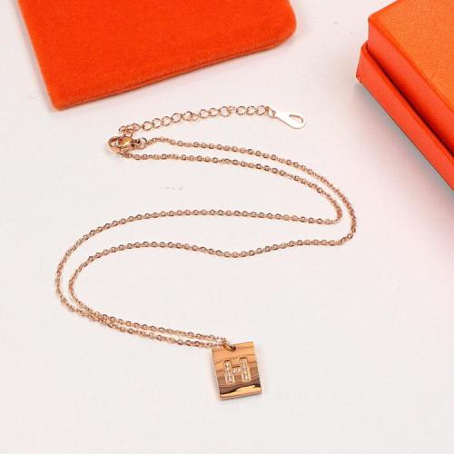 HN12   Classic European and American Fashion Titanium Steel Square Necklace Couple Style