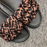 YFS6 shoes man and women slippers with all packaging