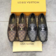 LVS90 Fashion Lovers' casual shoes leather quality  with box