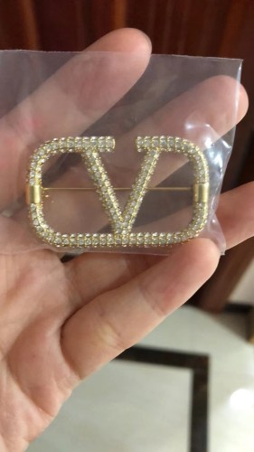 xx1  women brooch gold-plated jewelry