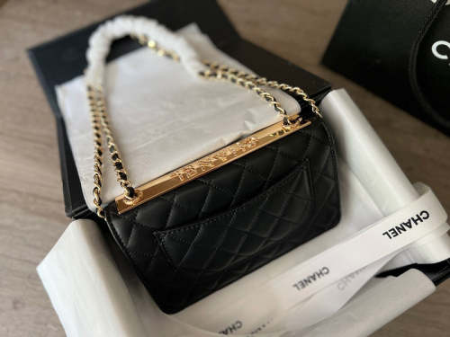 ACP27 Leather Bag 19-12cm With box