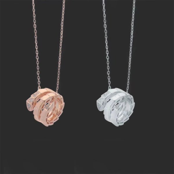 BVN01   Snake Head Necklace Jewelry with Diamond