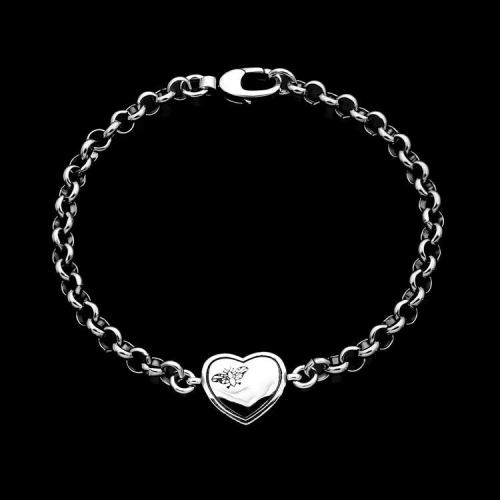 GB05  Women's heart-shaped bracelet jewelry