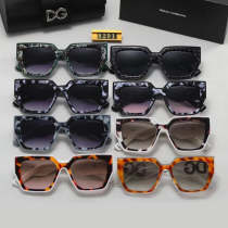 8291 Sunglasses with box