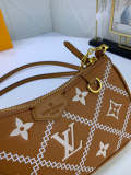 GLP037  Women's messenger bag 19x11.5x3CM High Quality