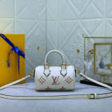 GLP02  High quality leather bag  16.0 x 11.0 x 9.0 cm handbag