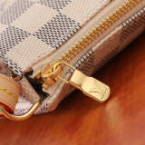 LLP023 High quality leather bag  21 x 13 x 3 cm