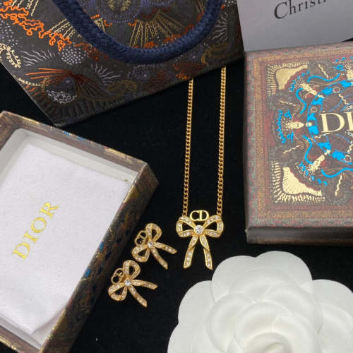 DE3 The latest starlight gold plated brass jewelry necklace earrings