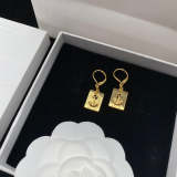 CEN3  Classic new necklace and stud set   Jewelry