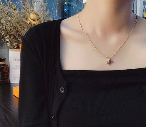 X043   Snake bone asymmetrical chain necklace  Jewelry