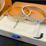 S374   Women's fashion 18K titanium steel bracelet  Jewelry