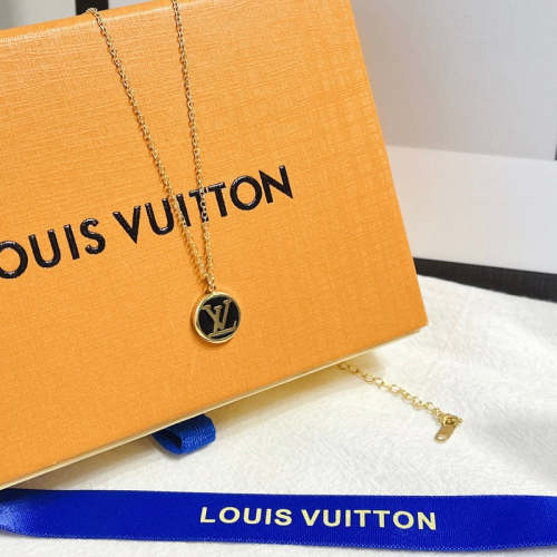 X431      Women's letter necklace jewelry   Jewelry