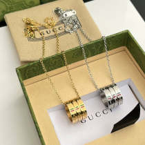 X574    Women's fashion necklace  Jewelry