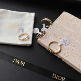 J085  Diamond ring  Jewelry