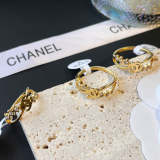 J092  Hollow out 6 small diamond rings