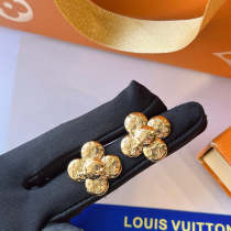 A839   Little sunflower four-leaf clover earrings   Jewelry