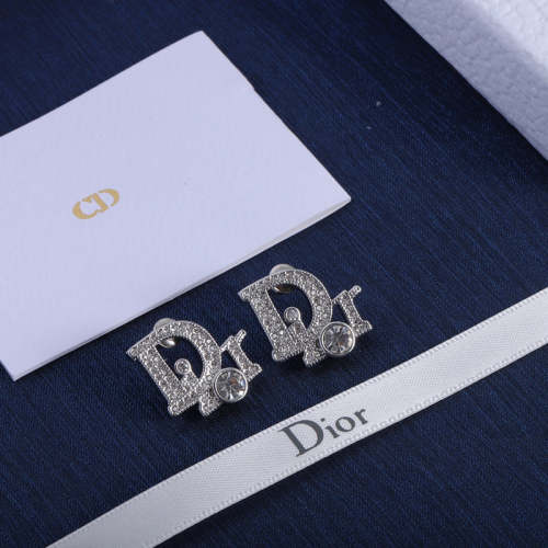 DIE28  Women's new fashion stud earrings   Jewelry