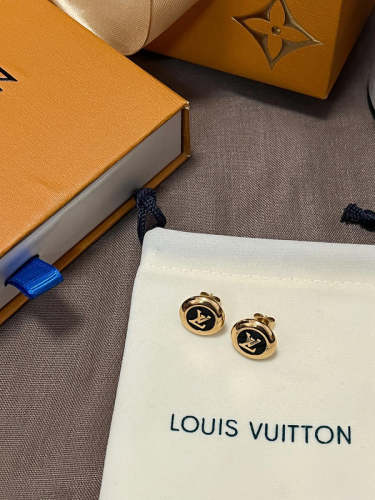 A994  Women's fashion stud earrings jewelry