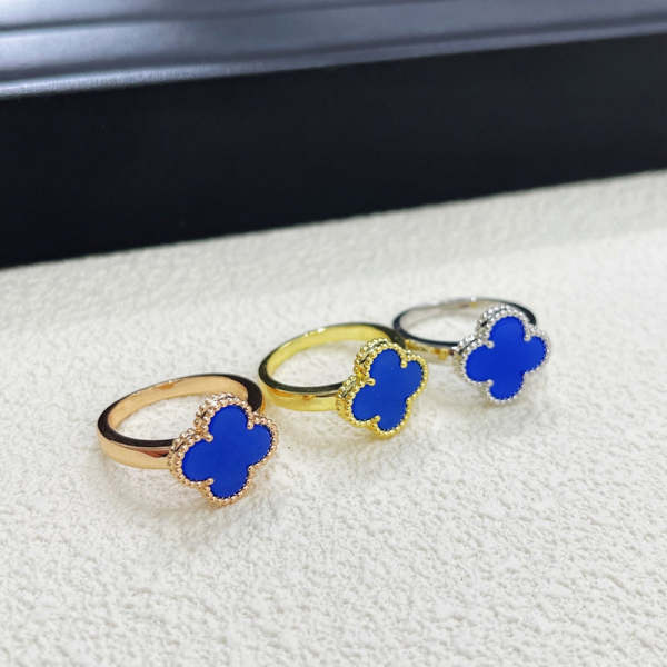 AVSR2 Blue chalcedony four-leaf clover ring jewelry