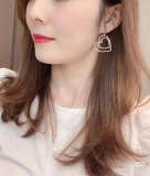 A1063  Diamond-studded earrings, a pair of detachable jewelry