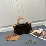 LLP021 Leather Bag 22.5-17-11CM Hard box high-quality Shoulder Bags