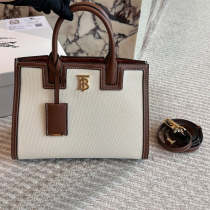 MBP4 Bag 27-22CM Leather Bags MBP4 Bag 27-22CM Leather Bags
