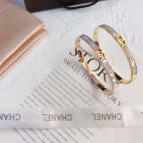 S067   Women's Titanium Steel Shell Bracelet Jewelry