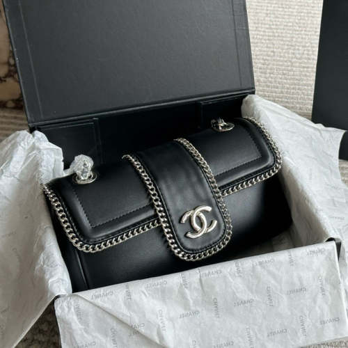 MCP28 Shoulder Bag 24-12CM Bags With box