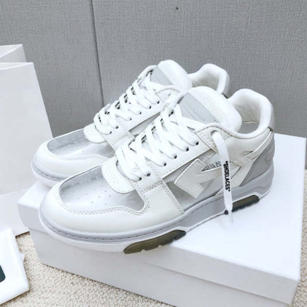 GOS8 Leather Women 35-40 Man 40-45 shoes with box