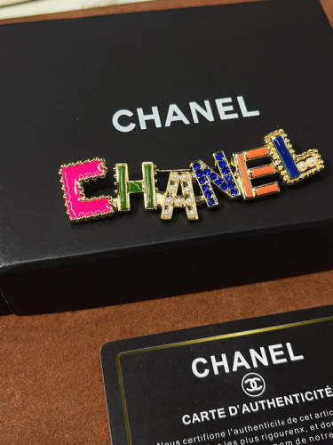 D187  New women's brooch jewelry