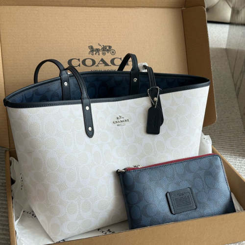MCP23 Shopping Bag 32-27CM Bags