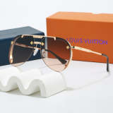 17568  Sunglasses with box