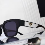 3331 Sunglasses with box