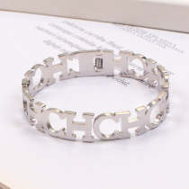 CHB66 Stainless steel large C letter bracelet women's jewelry CHB66 Stainless steel large C letter bracelet women's jewelry