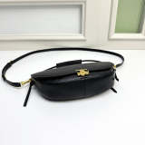 LCP64 bag 25-13-5cm Hand bag