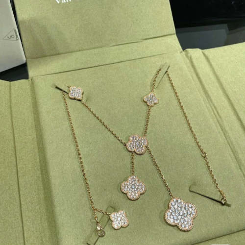VAN45  New women's full diamond six flower necklace jewelry