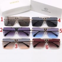 17415  Sunglasses with box
