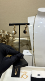 CHE83  Women's black and white pearl pendant earrings and jewelry